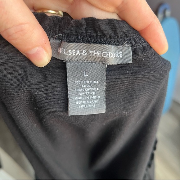 EUC Black Women's Top - L - Picture 4 of 4